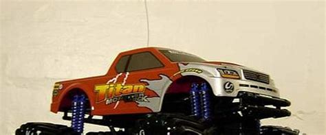 Truck titan monstertruck - 2000 - Fjernbetjening/sender med LCD...