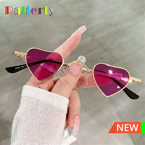 Ralferty Retro Y2k Heart Shaped Sunglasses Women 2023 Vintage Steampunk