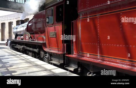 The hogwarts express train Stock Videos & Footage - HD and 4K Video ...