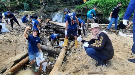 Tumbuhkan Kepedulian Masyarakat Soal Sampah Ini Kiat Dlh Banyuwangi