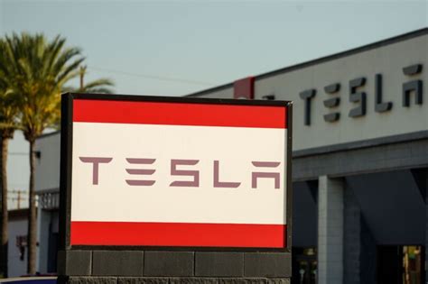 Tesla Sexual Harassment Lawsuits Multiply As 6 More Women Sue Musk Led Firm Ars Technica