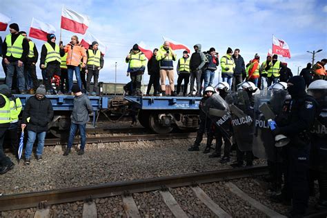 Rolnicy chcą zastąpić rządowe służby Ekspert łapie się za głowę Kto