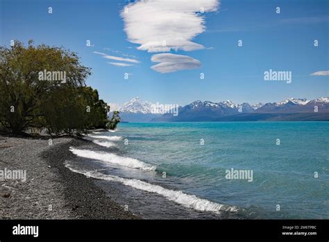 Mount Cook Lake Pukaki Hi Res Stock Photography And Images Alamy