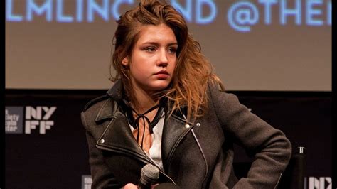 Adele Exarchopoulos Blue Is The Warmest Color