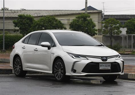 Toyota Corolla Altis Old Model Toyota Concept Specs