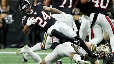 Saints, ex-Falcons RB Devonta Freeman agree on 1-year deal