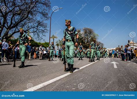 Spaanse Legion Redactionele Stock Foto Image Of Bewapend 246650963