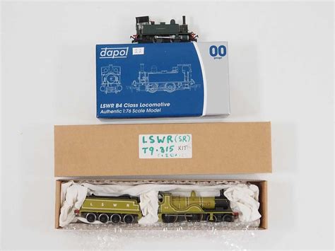 Lot 460 - A pair of LSWR OO gauge steam locomotives