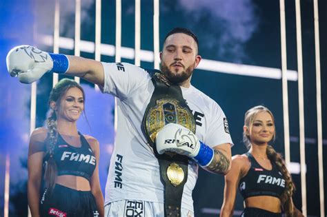 Fame MMA 17 WYNIKI wszystkich walk Kto wygrał walkę wieczoru