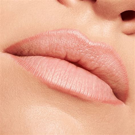 Køb Soft Precise Lip Pencil Nude fra Essence Matas