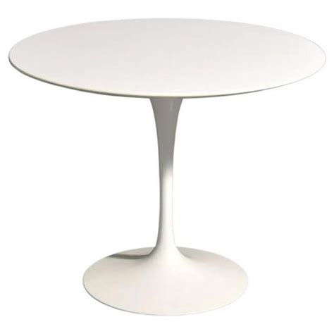 Rare And Early Eero Saarinen Knoll Womb Sofa At 1stdibs Eero Saarinen