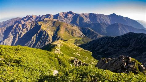 Les plus belles randonnées de Corse des montagnes au littoral