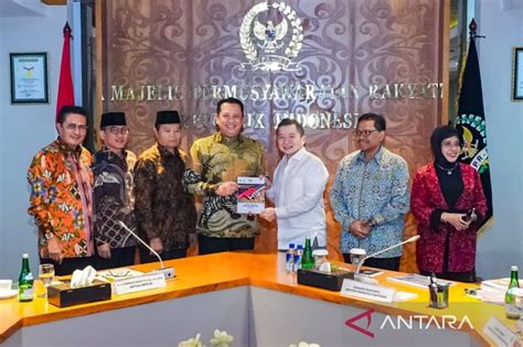 Ketua MPR RI Dukung Skema Gaji Tunggal ASN Papuadalamberita