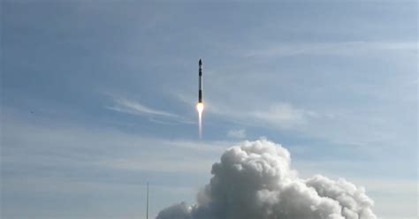 Rocket Lab’s Modest Launch Is Giant Leap for Small Rocket Business - The New York Times