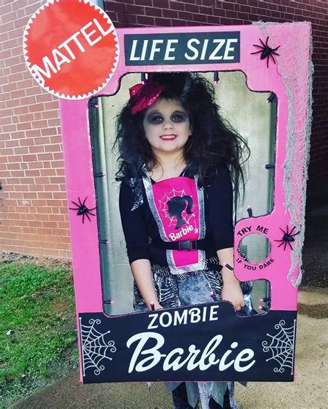 Zombie Barbie | Halloween Costume Contest