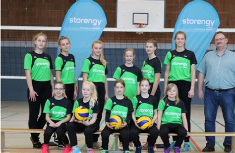 Neue Trainingsanzüge für Volleyballerinnen