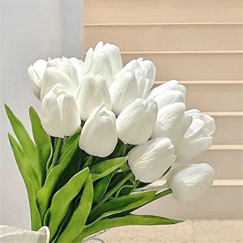 Stay In SpringCouple Dreamlike Tulip Lamp Photo Prop Night Light