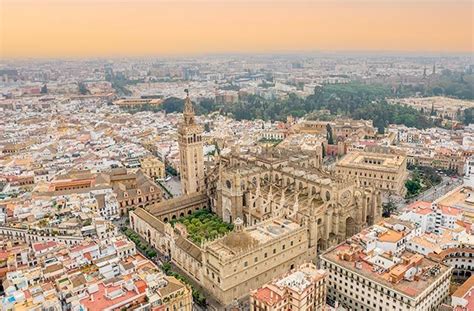 Seville: see the city of the Guadalquivir in one day