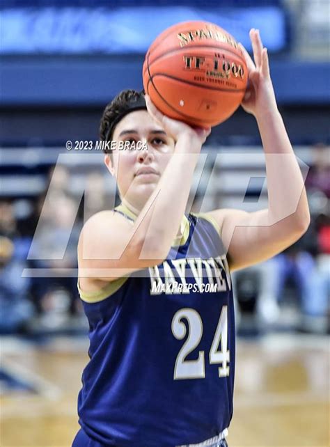 Photo 96 In The St Mary Academy Bay View Vs North Kingstown Riil