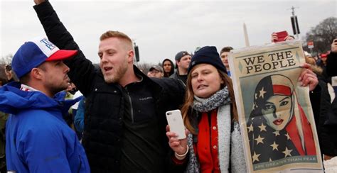 Activistas protestan contra Trump y prometen afrontar su política