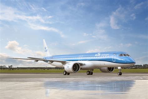 Embraer Delivers KLM's First E195-E2 - Simple Flying