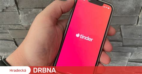 Muž si na internetu domluvil sex s cizí ženou Na schůzce dostal pěstí a přišel o peněženku