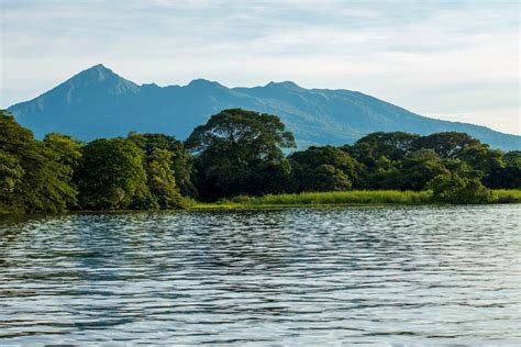 Mombacho Stratovolcano in Nicaragua · Free Stock Photo