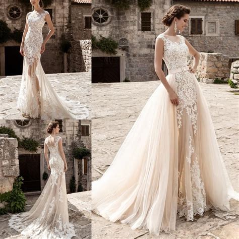 Stunning Lace Overskirts Wedding Dresses 2017 Sheer Bateau Neck Cap