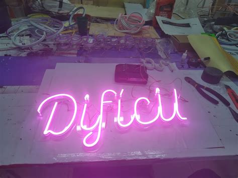 AVISOS EN NEON FLEX Abello Publicidad