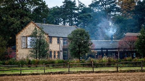 The Beckhams Cotswold Estate And David S Beekeeping Habit Homes