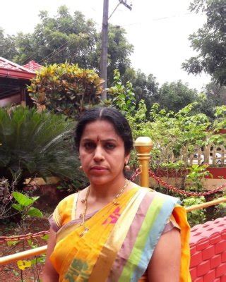 Mallu MILF Indian Kerala Bhabhi Porn Pictures XXX Photos Sex Images