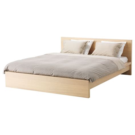 Двуспальная кровать ikea malm 92 фото