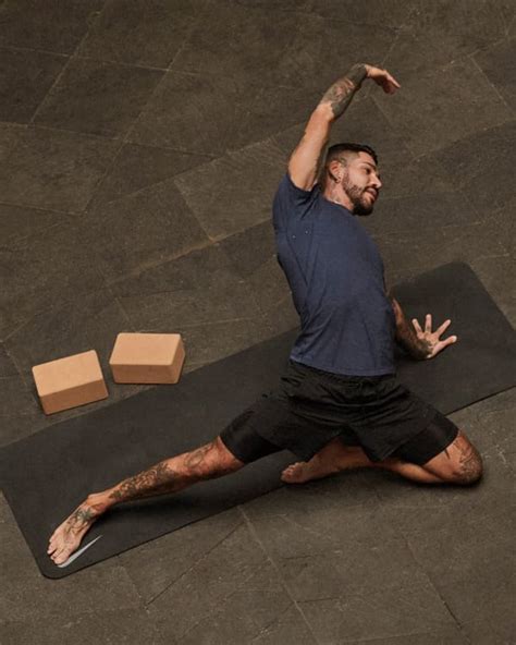 Men's Shoes, Clothing & Accessories. Nike.com
