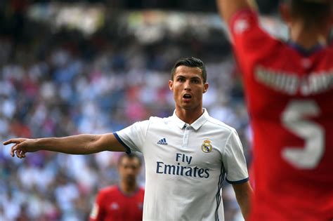 Cristiano Ronaldo: Real Madrid Star Trolls Old Barcelona Rival - Newsweek