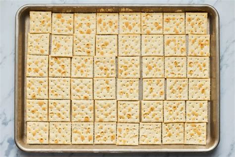 Butter Baked Saltine Crackers Artofit