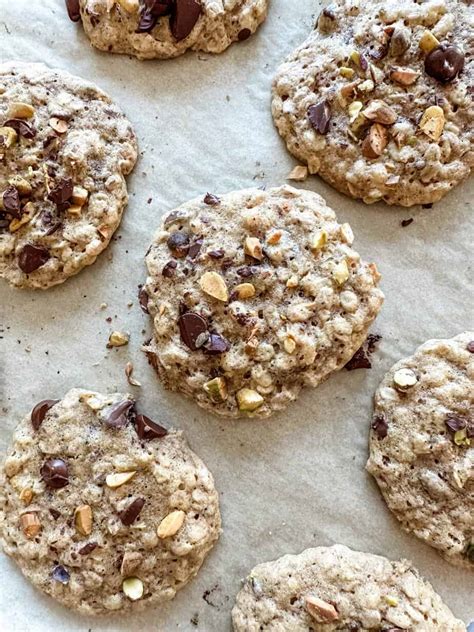 Chocolate Chip Pistachio Oatmeal Cookies Lovely Delites