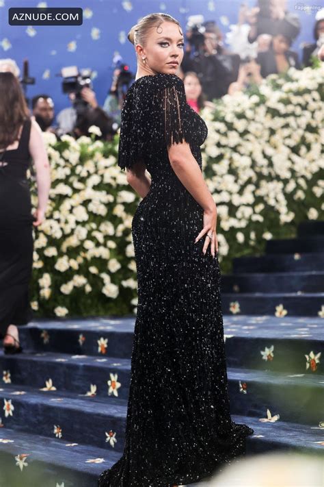 Sydney Sweeney Sexy Shows Off Her Hot Boobs In A Sequin Black Dress At Met Gala In New York City
