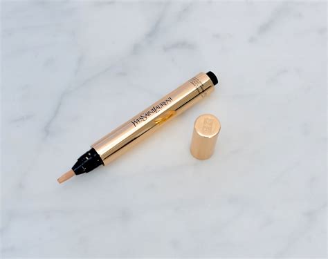 YSL's Touche Éclat Brightening Pen Is Better Than the Blur Tool