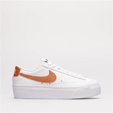 Nike W Blazer Low Platform Ess Dq7571 100 Ženske Barva Bela Modne