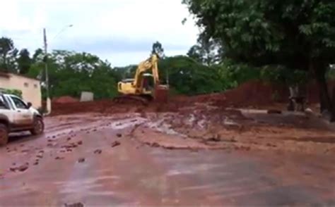 Lama De Obra Invade 9 Casas Após Rompimento De Reservatório Em Conchal São Carlos E Araraquara