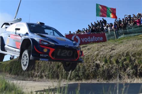 Rallye du Portugal Thierry Neuville à une spéciale de la victoire et