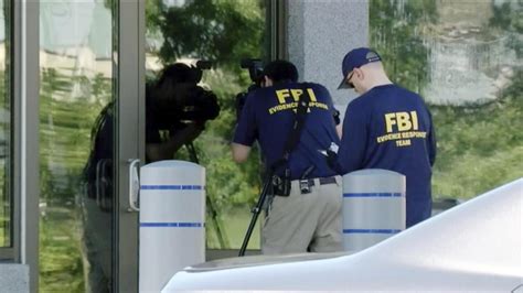 Man Who Tried To Breach Fbi Office Killed After Standoff Ap News