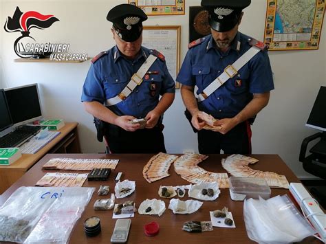 Operazione Antidroga Aulla Sequestrate Sostanze Stupefacenti E Soldi