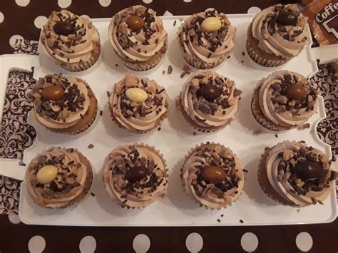 Juli Jacklin S Cupcakes Coffee Toffee Crunch Cupcakes With Mocha