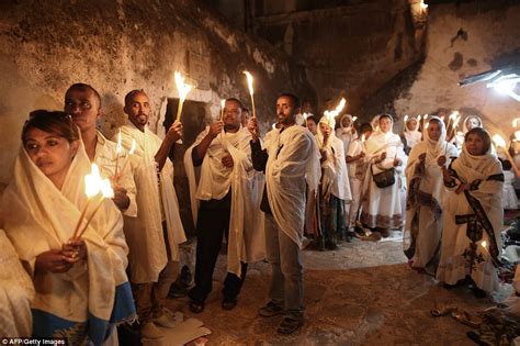 Jerusalem Hosts Fire Ceremony As Eastern Orthodox Christians Celebrate Jesus Resurrection