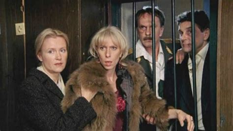 Неверность - 2006: актеры, рейтинг и отзывы на канале Дом кино