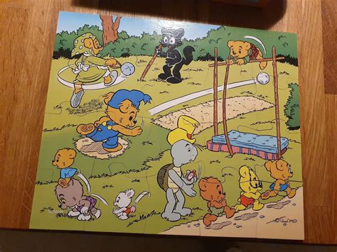 Se produkter som liknar TRÄPUSSEL BAMSE 20 BITAR på Tradera