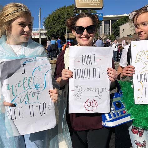 These Teens Dressed As Woke Disney Princesses For The Women's March And ...