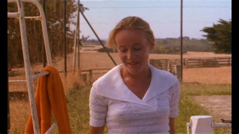 Naked Elizabeth Alexander In Summerfield