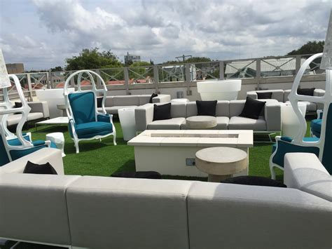 Bayside High: The 16 Best Rooftop Bars in Charleston, SC